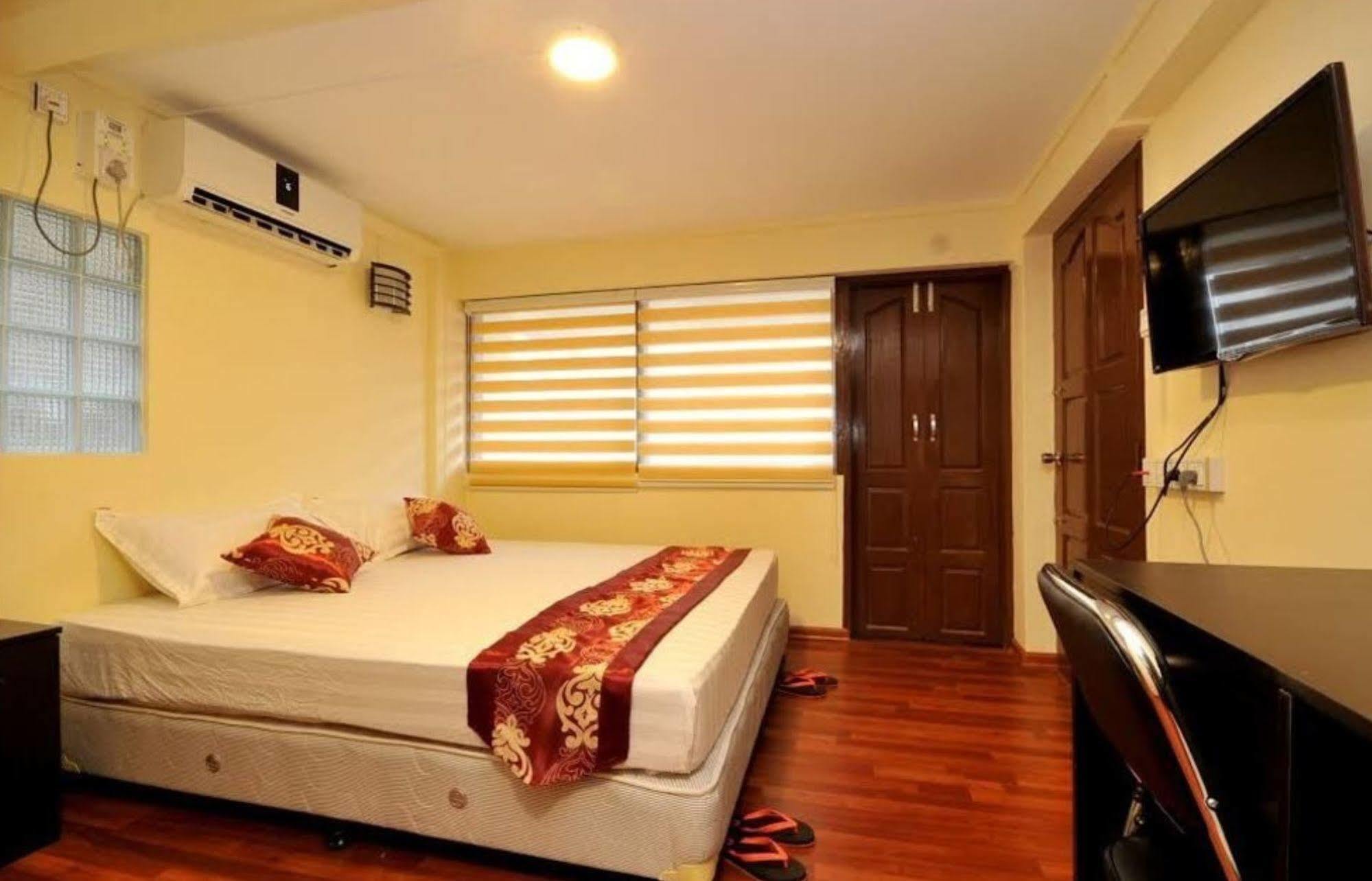York Residence Yangon Exterior photo